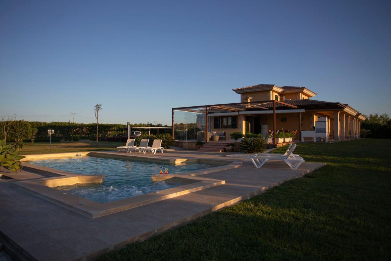 Alegria Villa *